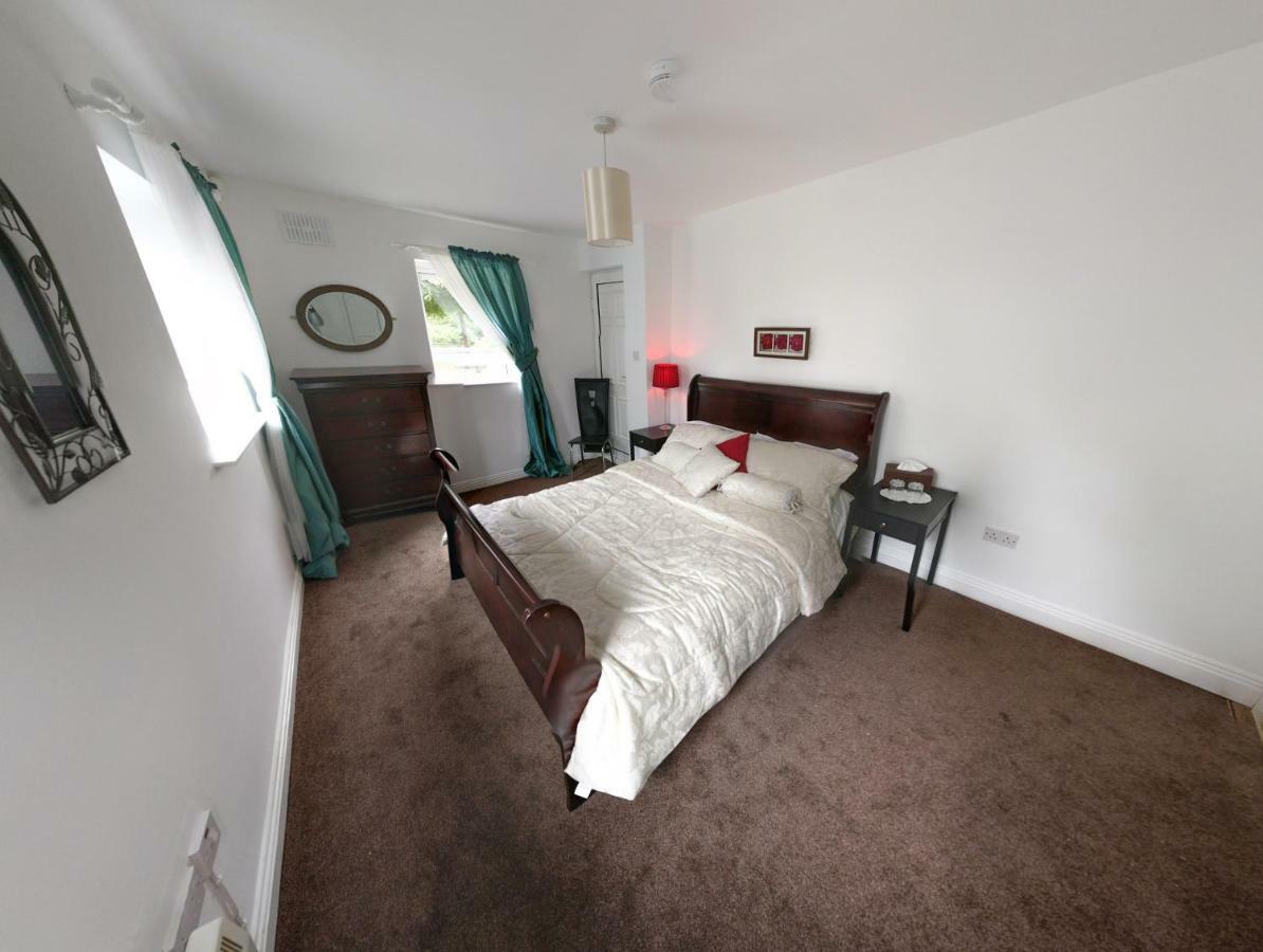 Riverview Luxury Short Stay Apartment Enniscorthy Exterior photo